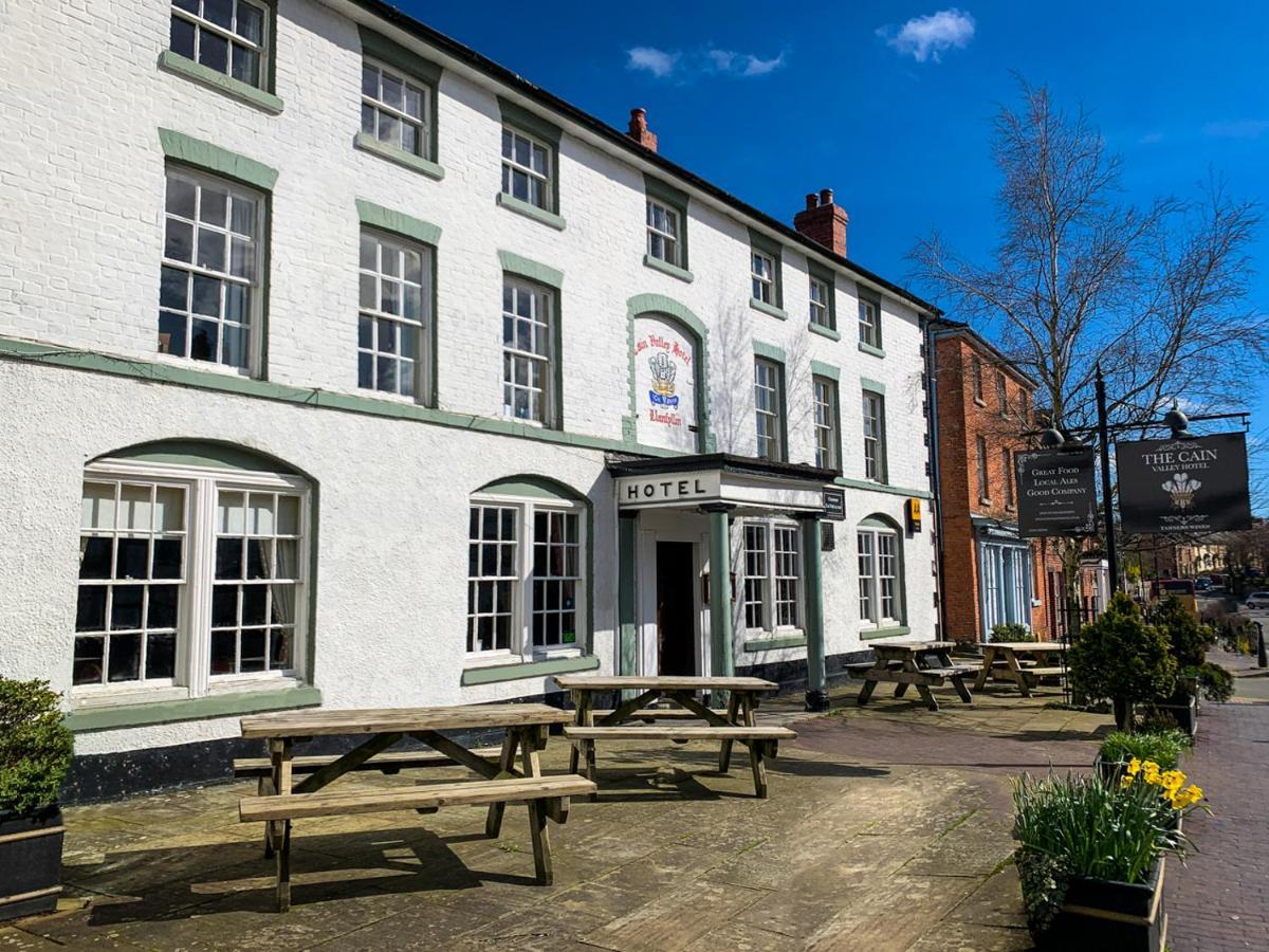 Cain Valley Hotel Llanfyllin Екстериор снимка