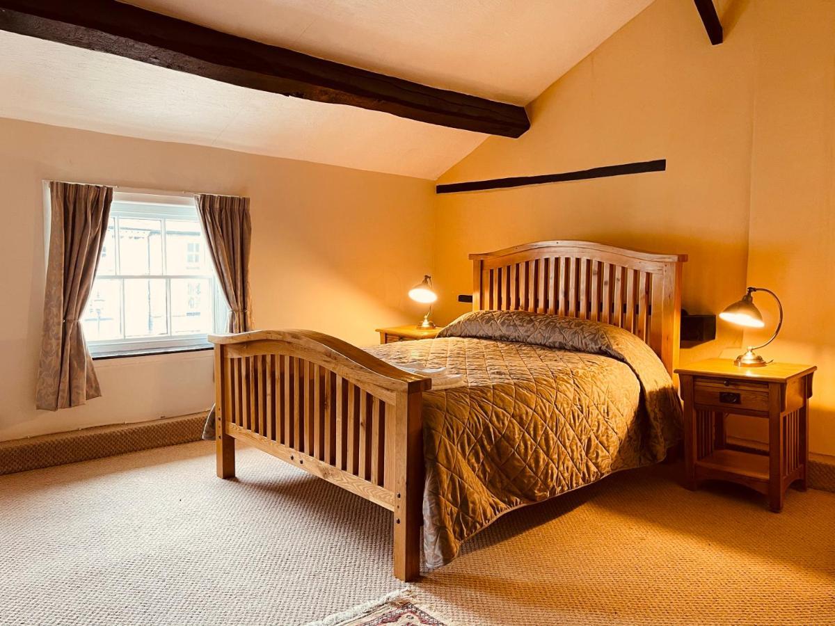 Cain Valley Hotel Llanfyllin Стая снимка