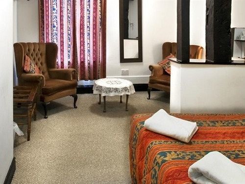 Cain Valley Hotel Llanfyllin Екстериор снимка